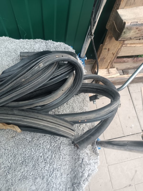 Уплотнительная резинка боковой двери, 4000 рублей, Воронеж