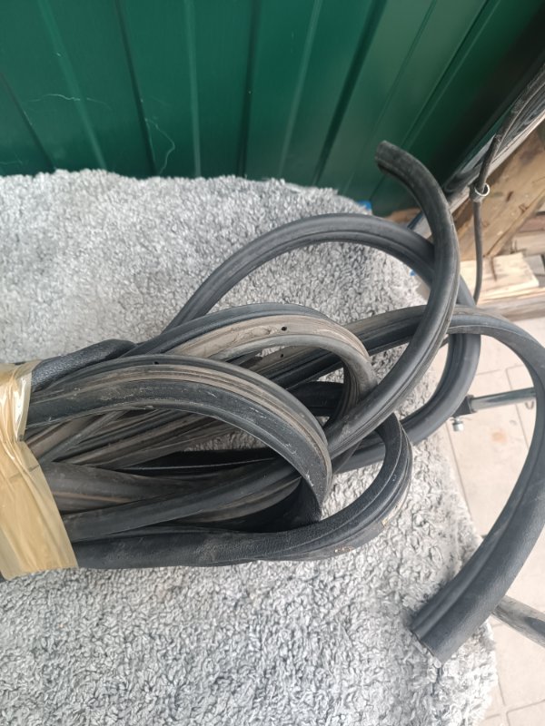 Уплотнительная резинка боковой двери, 4000 рублей, Воронеж