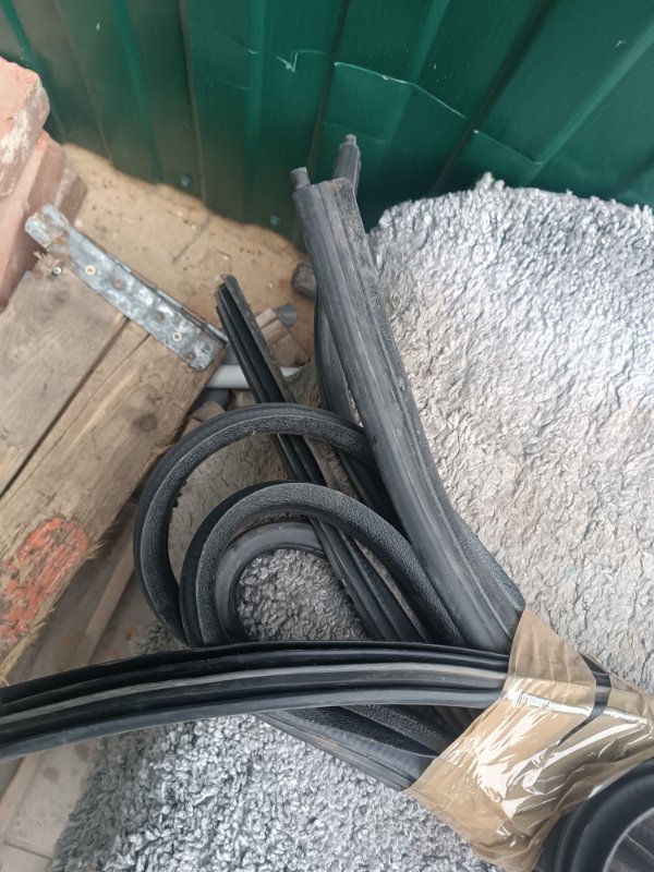 Уплотнительная резинка боковой двери, 4000 рублей, Воронеж