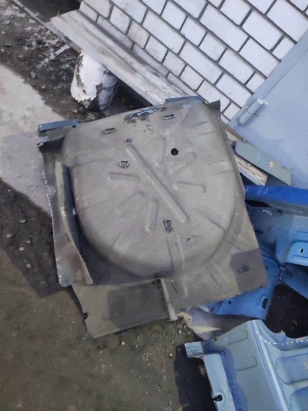 Ниша запасного колеса, 10000 рублей, Воронеж