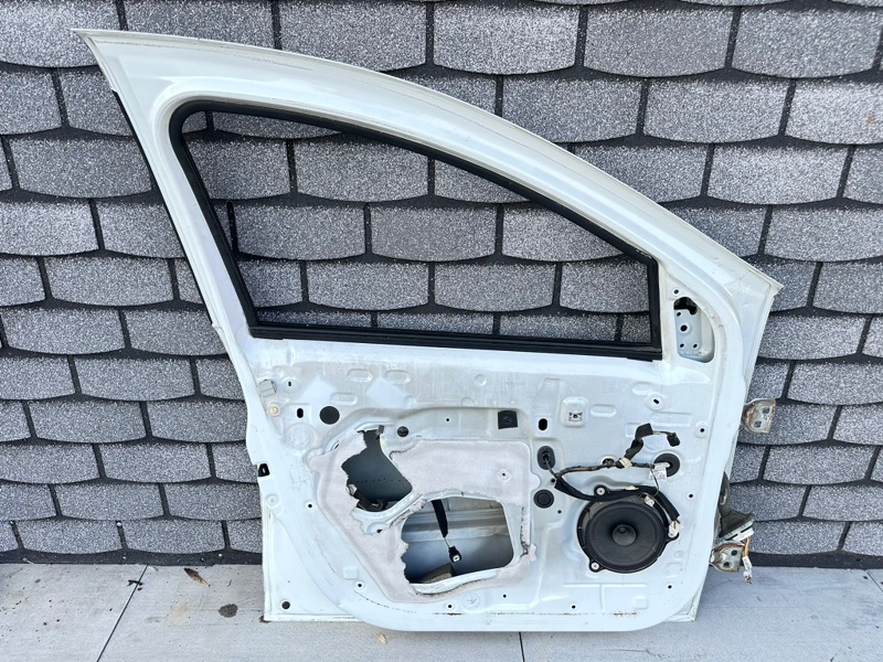 Дверь передняя левая, 15000 рублей, Москва