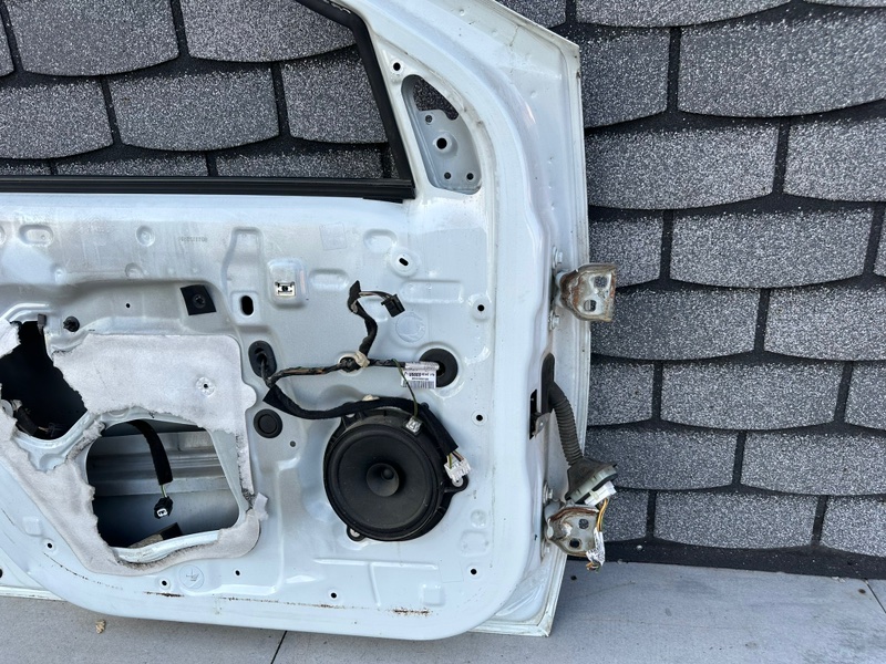 Дверь передняя левая, 15000 рублей, Москва