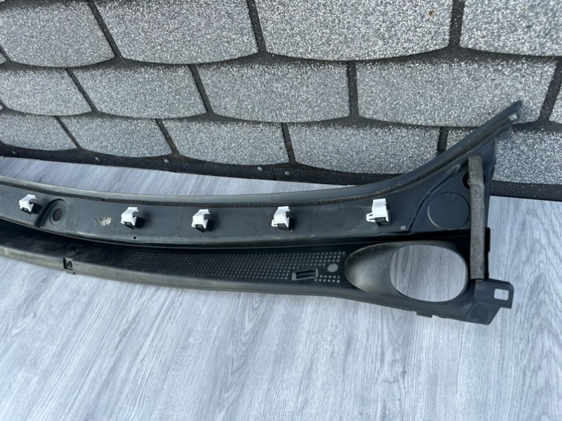 Планка под лобовое стекло, 1000 рублей, Москва