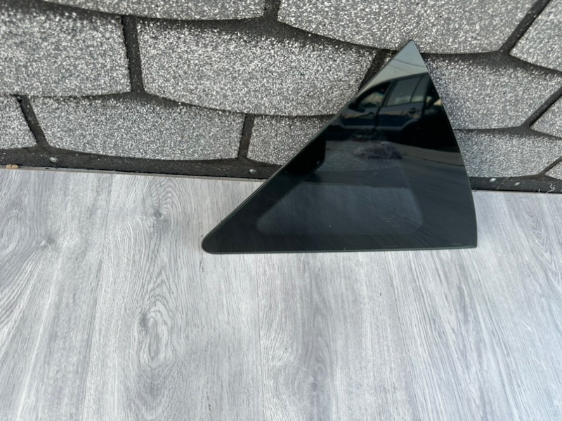 Стекло глухое зад. левое, 1000 рублей, Москва