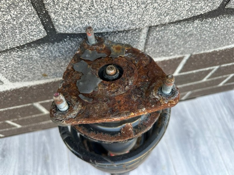 Амортизатор передний, 2500 рублей, Москва