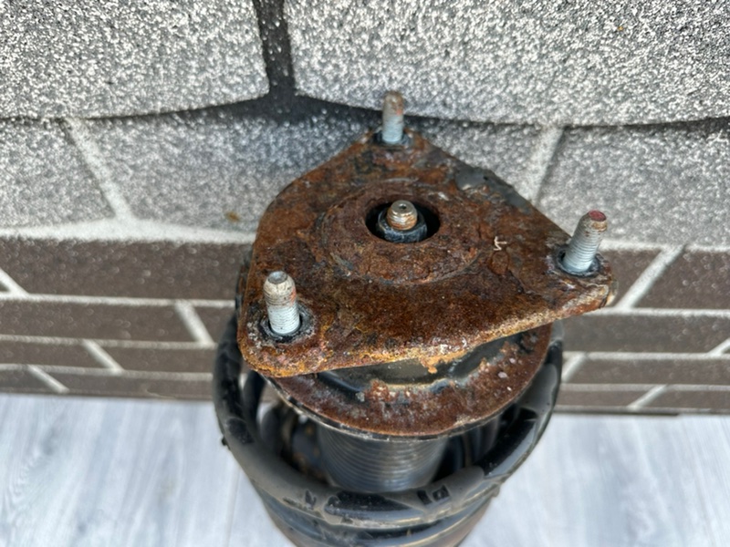 Амортизатор передний, 2500 рублей, Москва