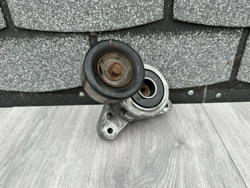 Ролик-натяжитель, 1500 рублей, Москва