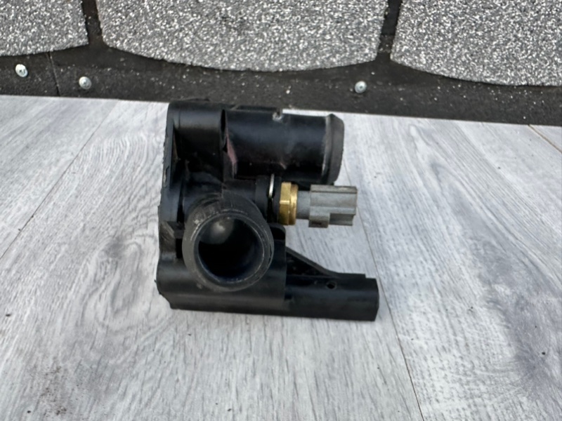 Фланец системы охлаждения, 1000 рублей, Москва