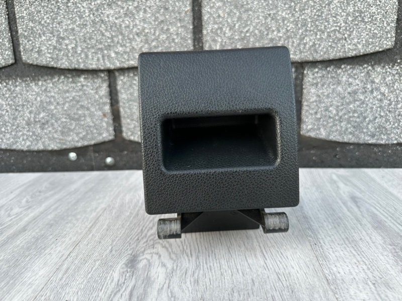 Бардачок, 1000 рублей, Москва