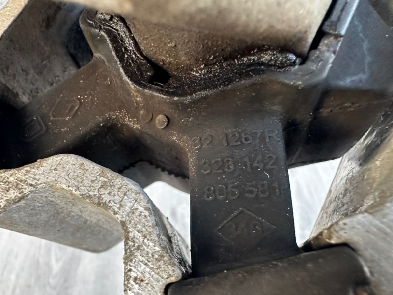 Опора двигателя, 2500 рублей, Москва