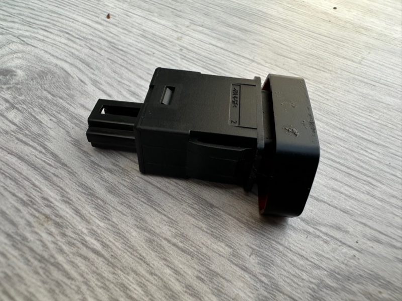 Кнопка аварийной сигнализации, 500 рублей, Москва