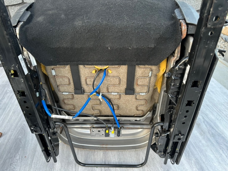 Сиденье переднее правое, 5000 рублей, Москва