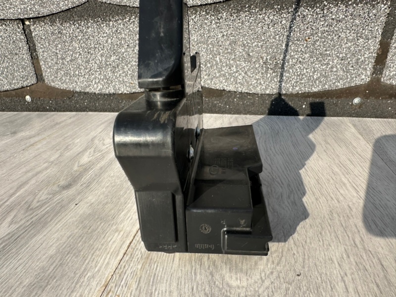 Замок двери передней правой, 2000 рублей, Москва