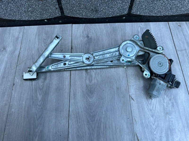 Стеклоподъемник задний, 1500 рублей, Москва