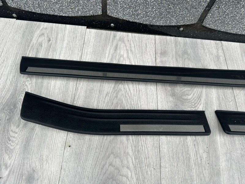 Накладка порога внутренняя (комплект), 2000 рублей, Москва