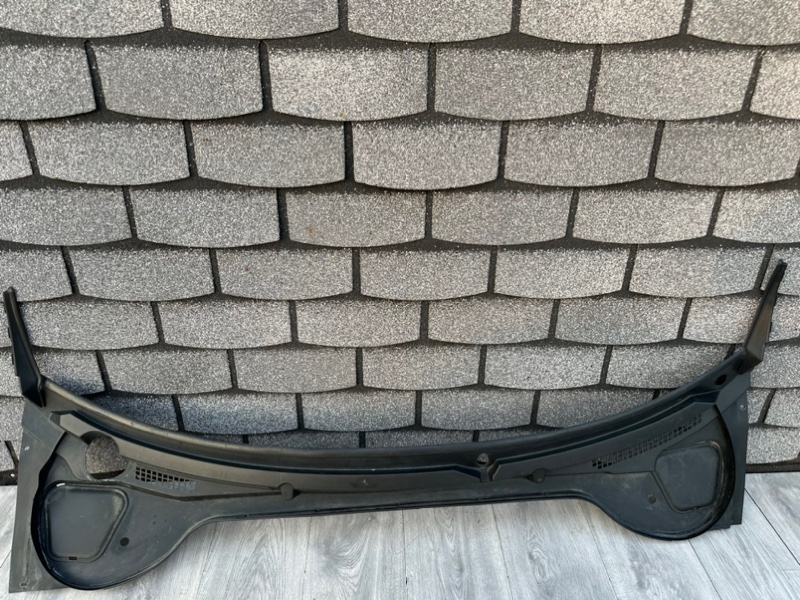 Планка под лобовое стекло, 2500 рублей, Москва