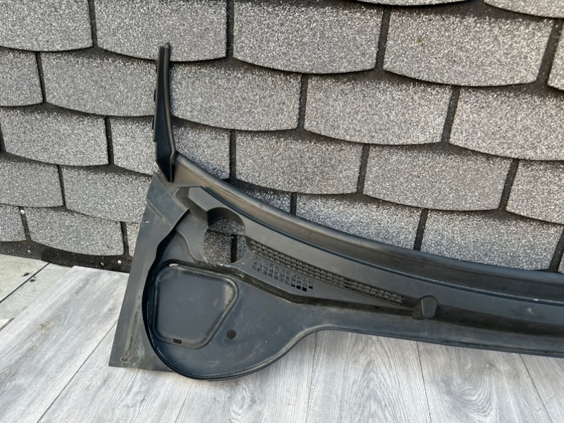 Планка под лобовое стекло, 2500 рублей, Москва