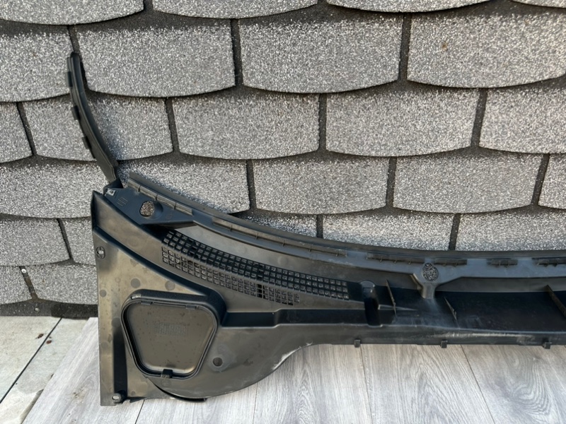 Планка под лобовое стекло, 2500 рублей, Москва