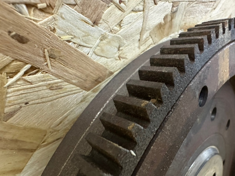 Маховик, 1000 рублей, Москва