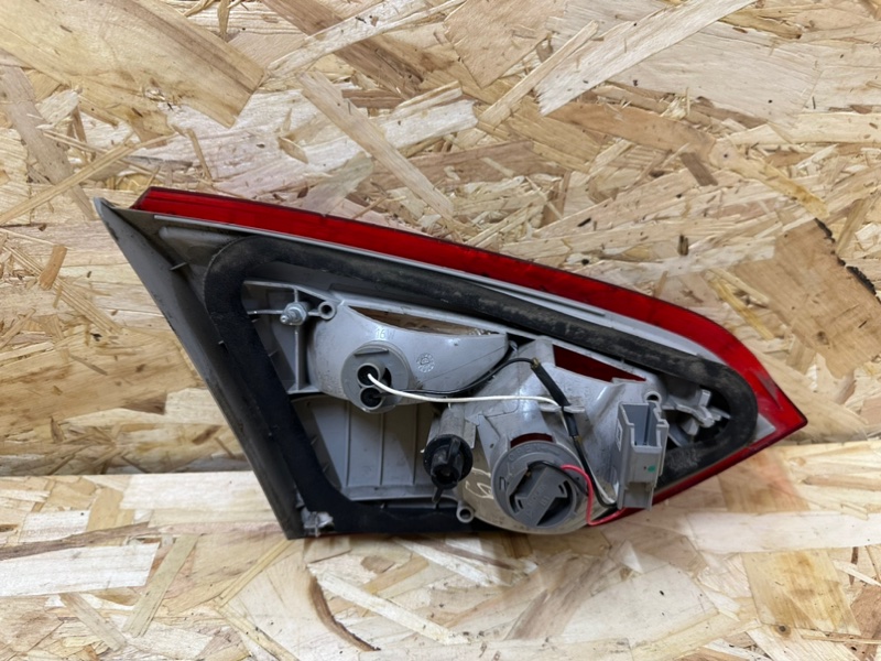 Фонарь задний правый, 2000 рублей, Москва