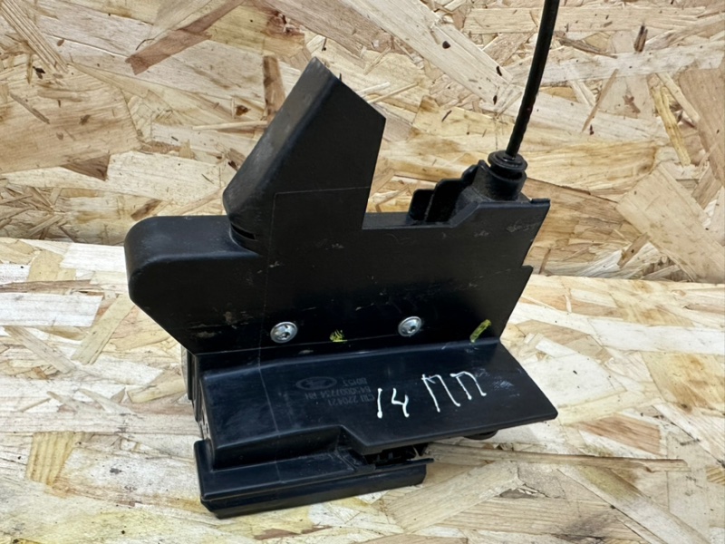 Замок двери передней правой, 2000 рублей, Москва