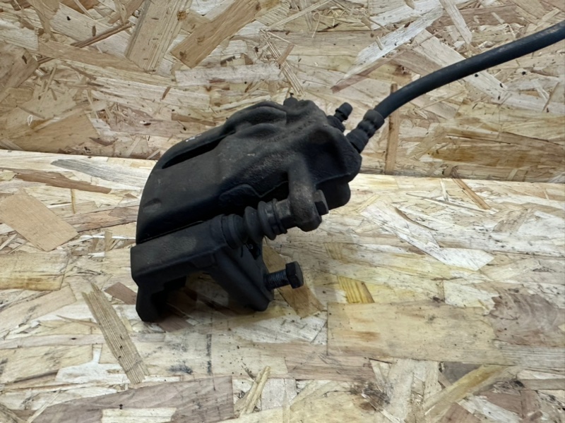 Суппорт тормозной передний правый, 1600 рублей, Москва