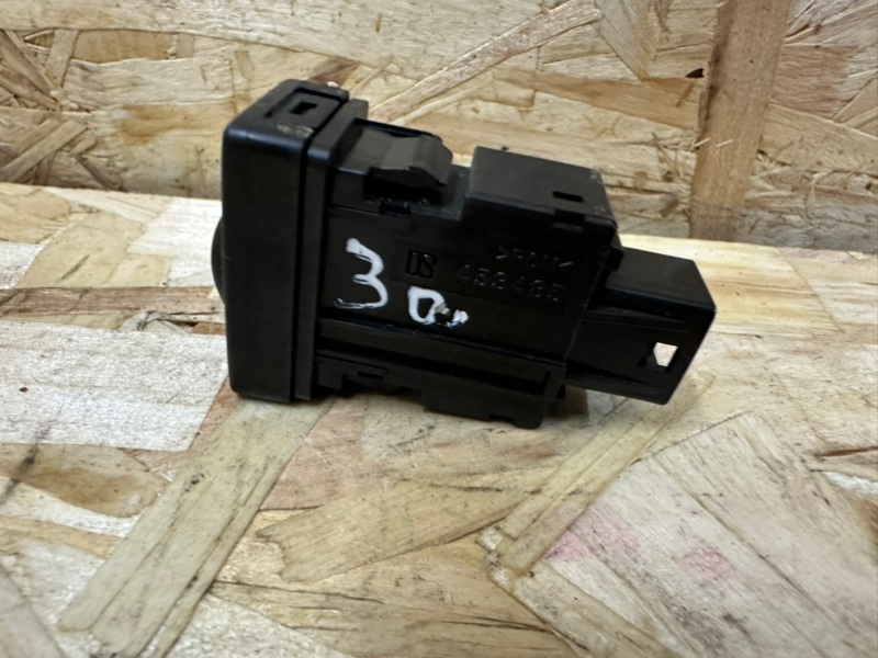 Кнопка обогрева сидений, 1500 рублей, Москва