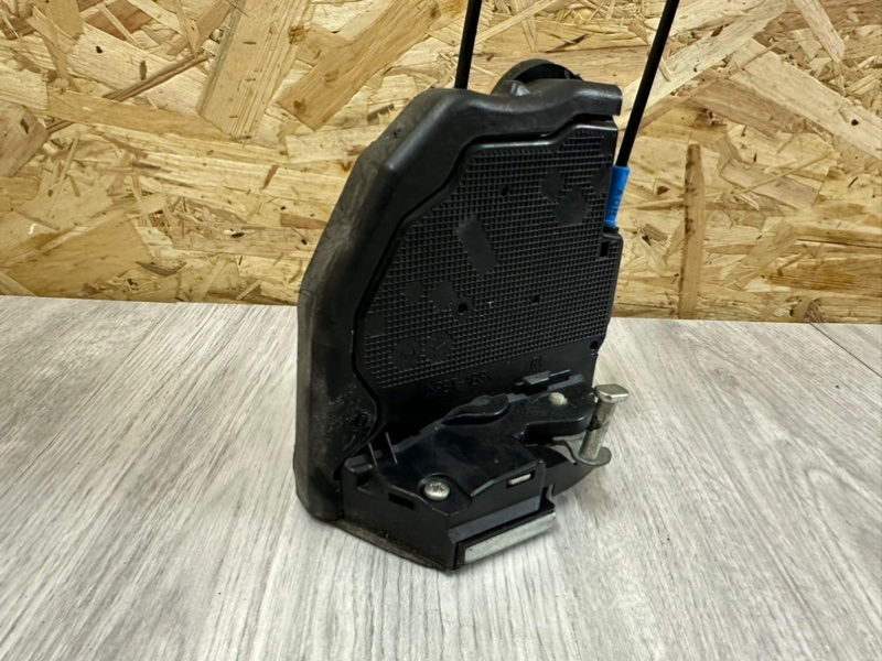 Замок двери задней правой, 1500 рублей, Москва