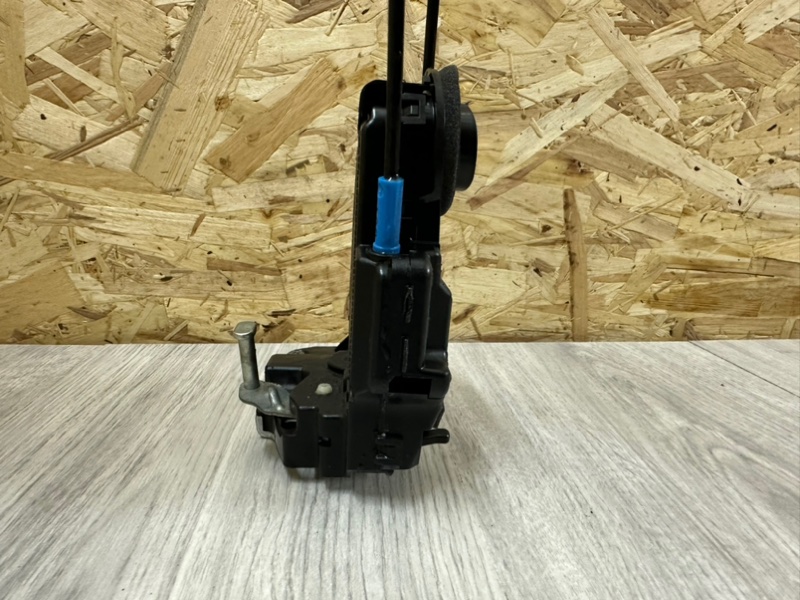 Замок двери задней правой, 1500 рублей, Москва