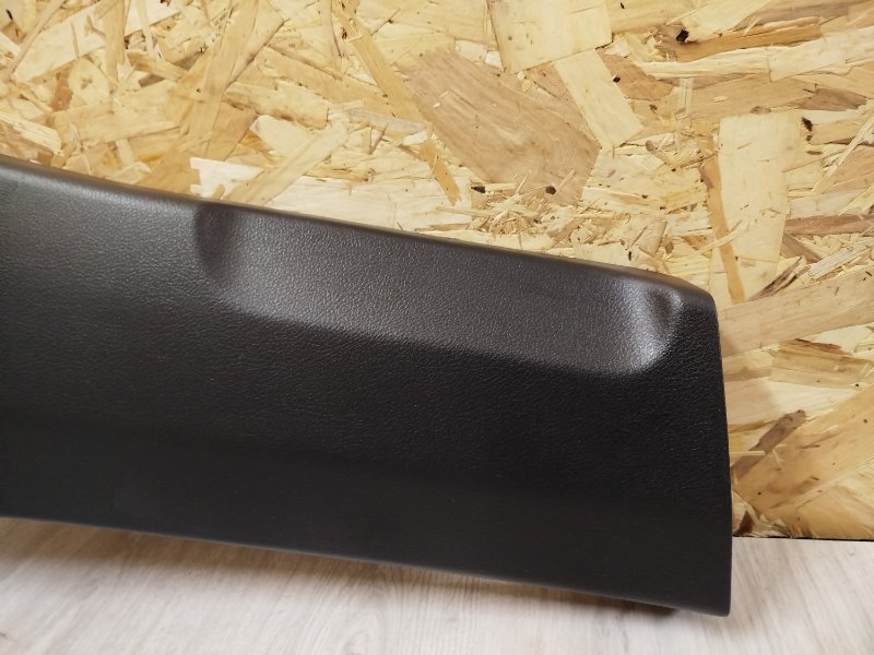 Обшивка стойки, 1000 рублей, Москва