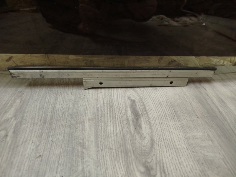 Стекло двери задней левой, 2500 рублей, Москва