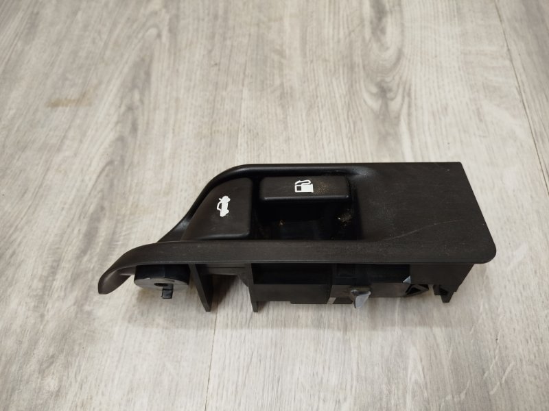 Ручка открывания багажника, 1000 рублей, Москва