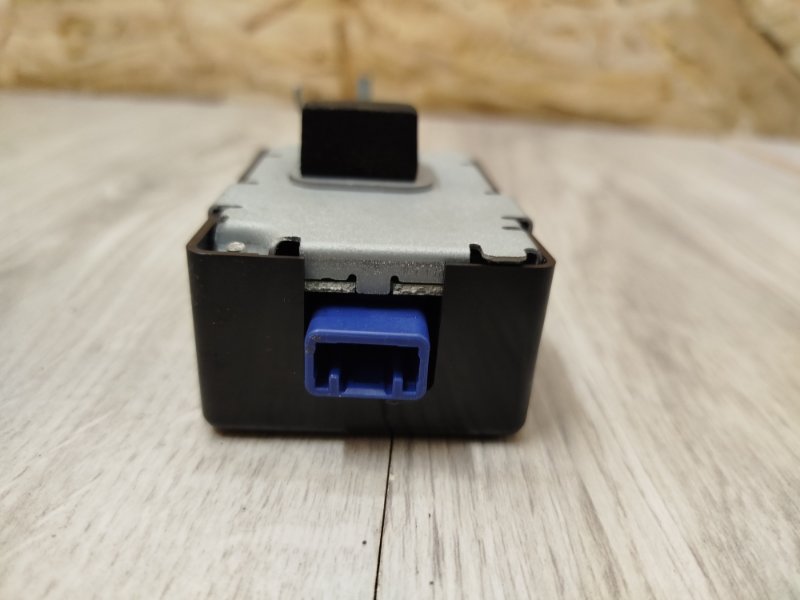 Блок электронный, 1500 рублей, Москва