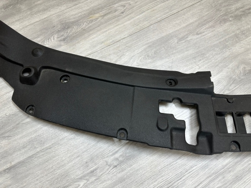 Кожух замка капота, 5000 рублей, Москва