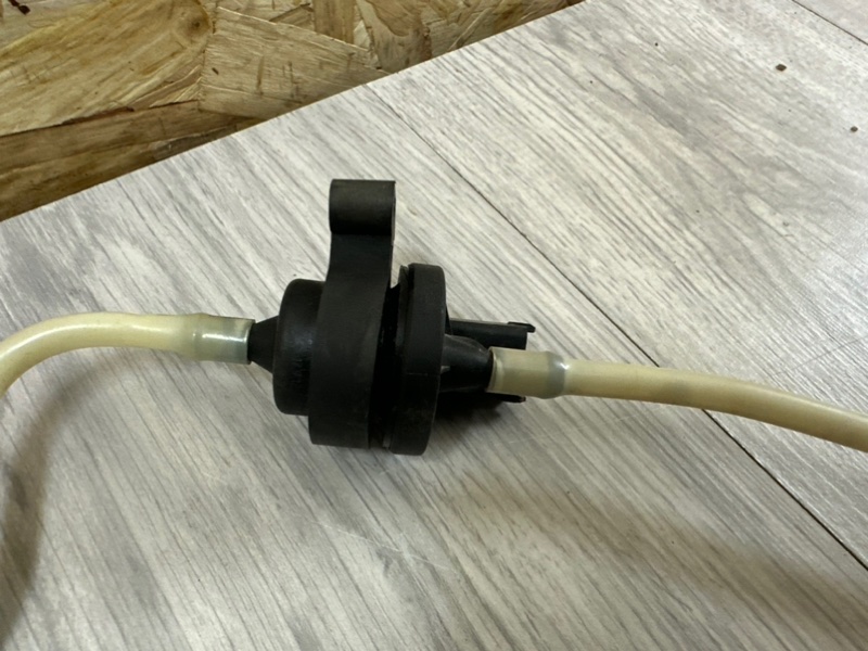 Клапан вентиляции топливного бака, 800 рублей, Москва