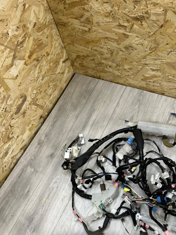 Проводка подторпедная, 8000 рублей, Москва