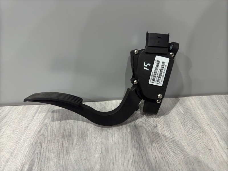 Педаль газа, 900 рублей, Москва