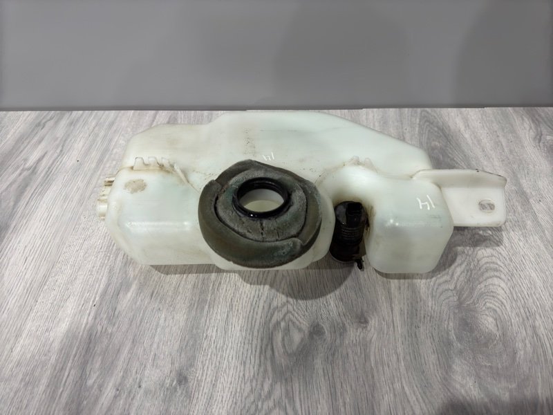 Бачок омывателя лобового стекла, 500 рублей, Москва