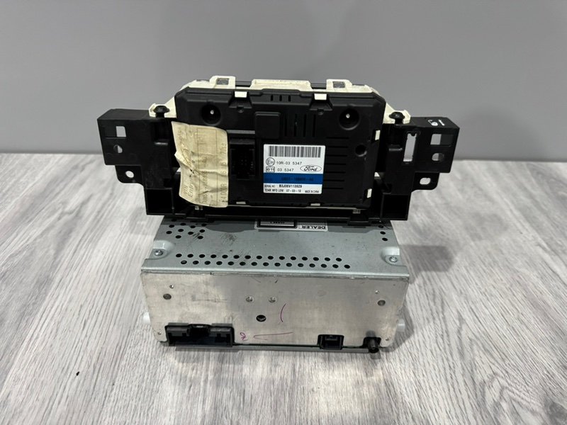 Дисплей информационный, 2000 рублей, Москва