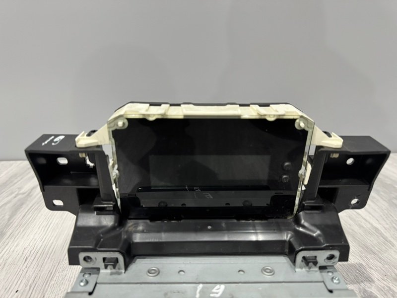 Дисплей информационный, 2000 рублей, Москва