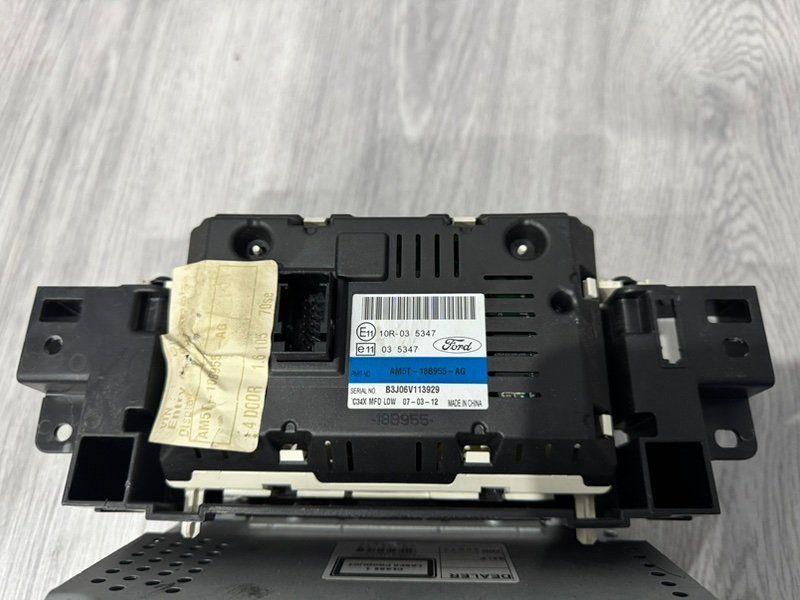 Дисплей информационный, 2000 рублей, Москва