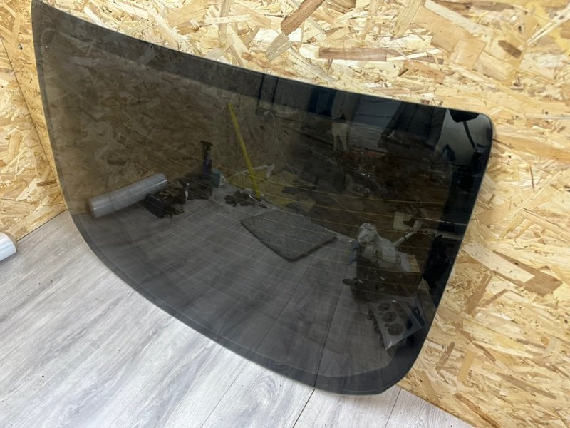 Стекло заднее, 2500 рублей, Москва