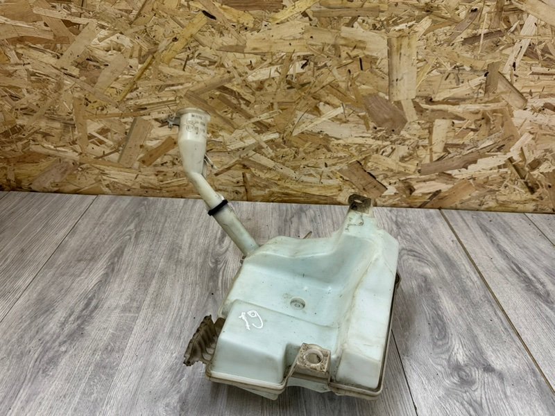 Бачок омывателя лобового стекла, 1800 рублей, Москва