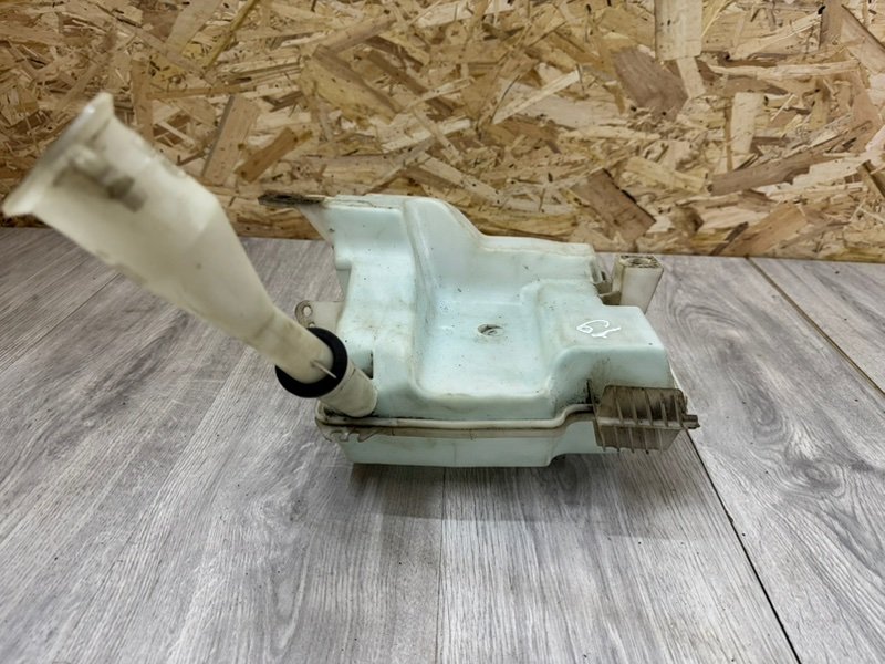 Бачок омывателя лобового стекла, 1800 рублей, Москва