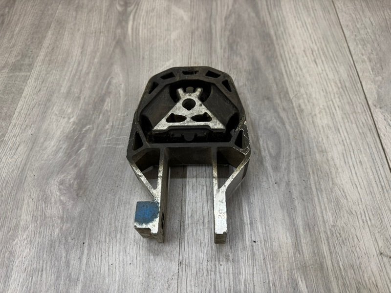 Опора КПП, 1050 рублей, Москва