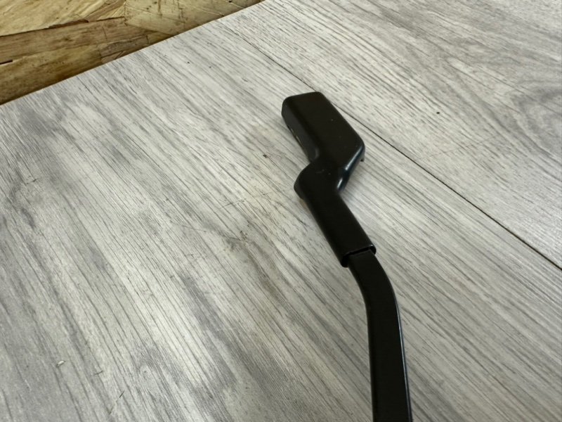 Поводок стеклоочистителя передний, 1000 рублей, Москва