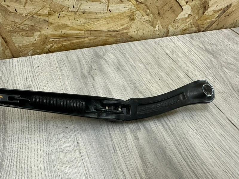 Поводок стеклоочистителя передний, 1000 рублей, Москва