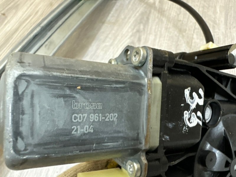 Стеклоподъемник передний, 2500 рублей, Москва