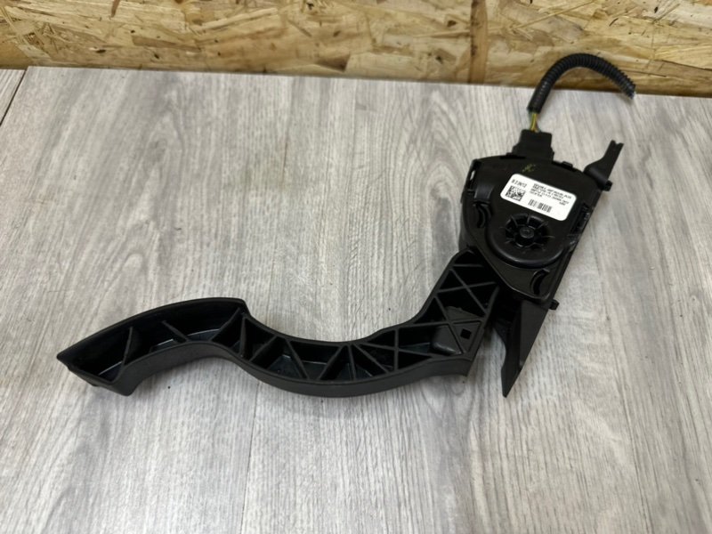 Педаль газа, 800 рублей, Москва