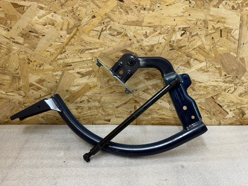 Петля крышки багажника, 1500 рублей, Москва